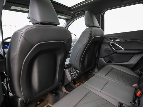 Used 2025 BMW X1 xDrive28i w/ Convenience Package image 21