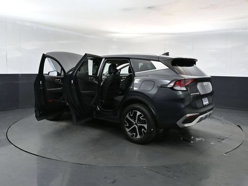 Used 2023 Kia Sportage EX AWD/4WD image 28
