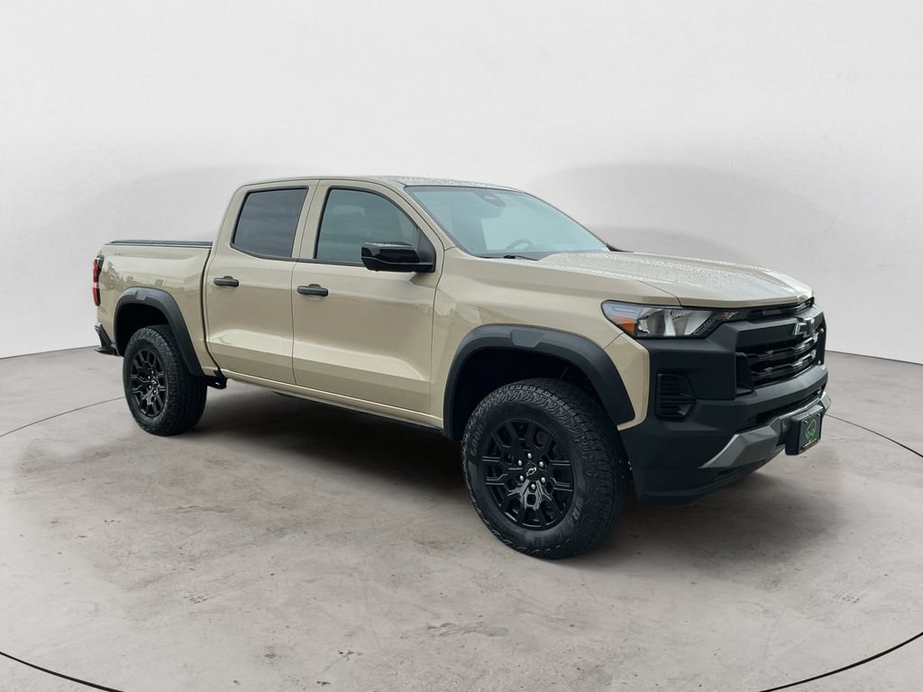 Certified 2023 Chevrolet Colorado Trail Boss w/ Technology Package AWD/4WD image 3