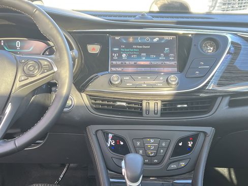 Used 2017 Buick Envision Premium image 30