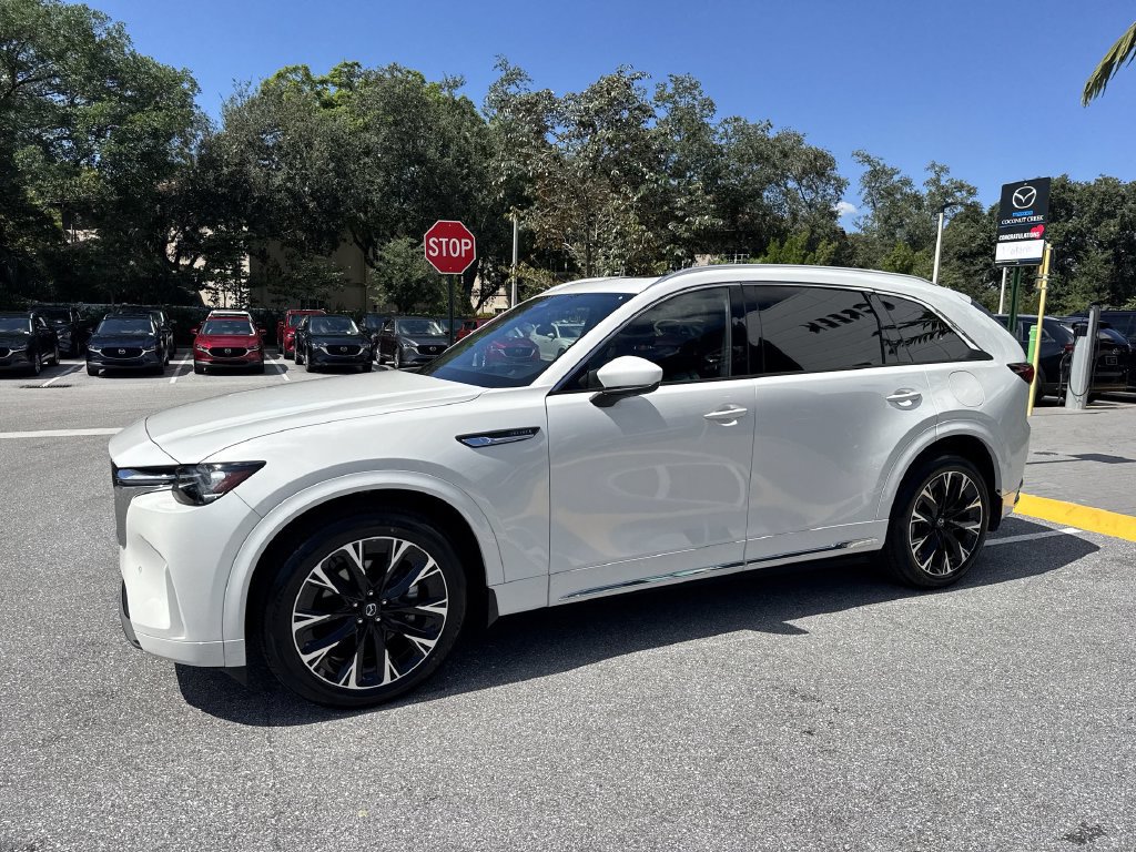 Certified 2025 MAZDA CX-90 3.3 Turbo S w/ Premium Package AWD/4WD image 10