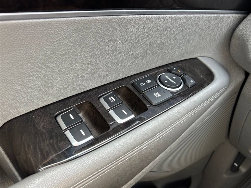 Used 2016 Kia Sorento EX FWD image 13