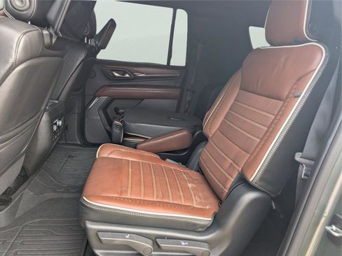 Used 2023 GMC Yukon XL Denali Ultimate w/ LPO, Floor Liner Package image 14