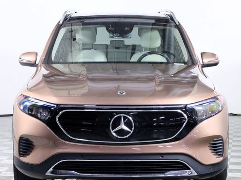 Used 2023 Mercedes-Benz EQB 300 4MATIC image 2