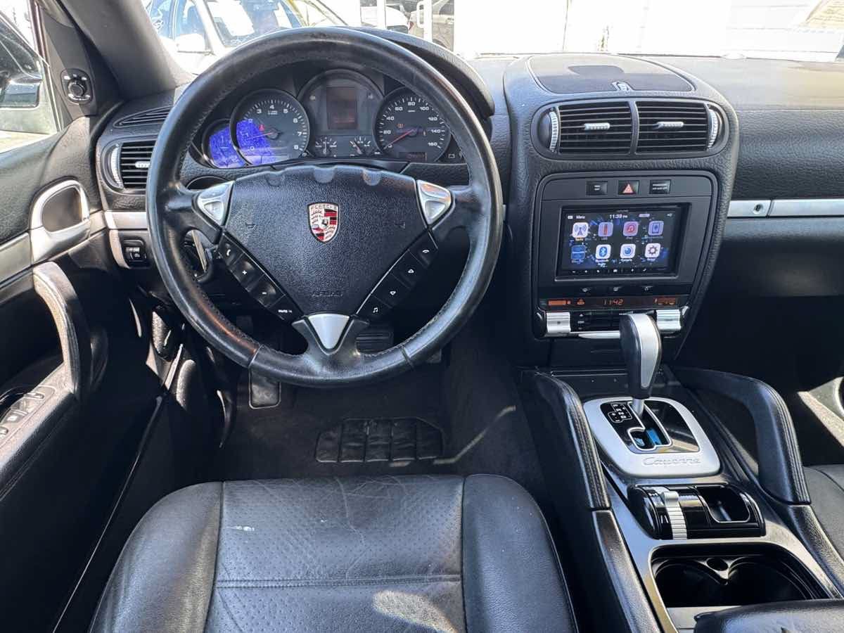 Used 2010 Porsche Cayenne AWD/4WD image 21