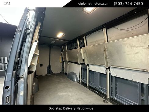 Used 2019 Mercedes-Benz Sprinter 170 image 36
