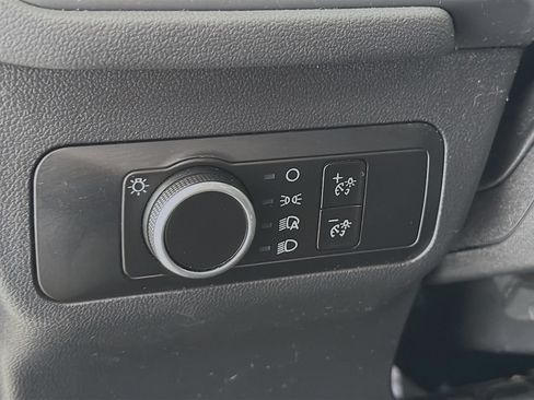 Used 2025 Ford Escape Active FWD image 11