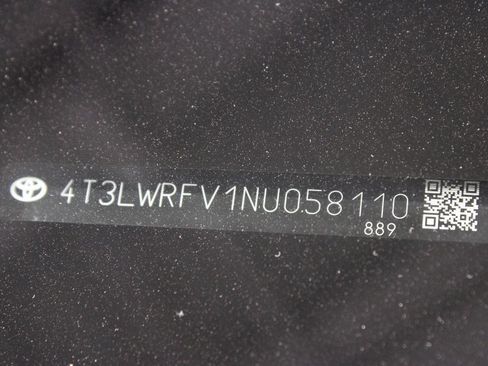 Used 2022 Toyota RAV4 LE image 35