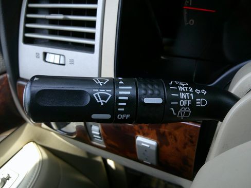 Used 2006 Lincoln Navigator Ultimate image 21