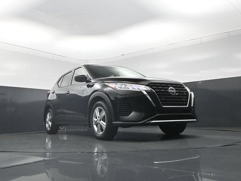 Used 2025 Nissan Kicks Play S FWD image 33
