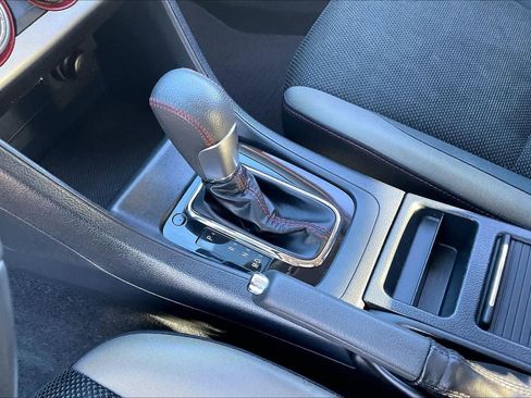 Used 2016 Subaru Crosstrek 2.0i Premium w/ Special Edition image 16