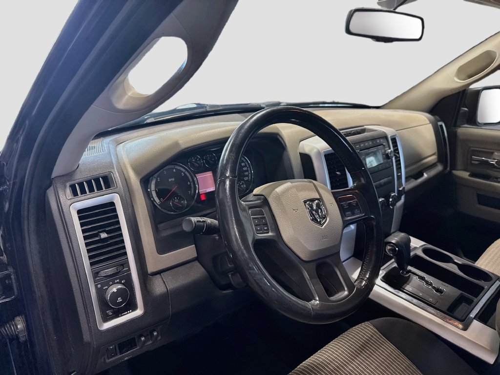 Used 2012 RAM 1500 Big Horn w/ Luxury Group AWD/4WD image 9