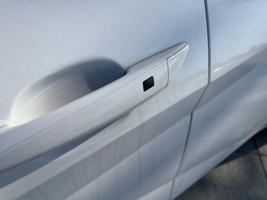 New 2025 Hyundai Elantra SEL FWD image 10