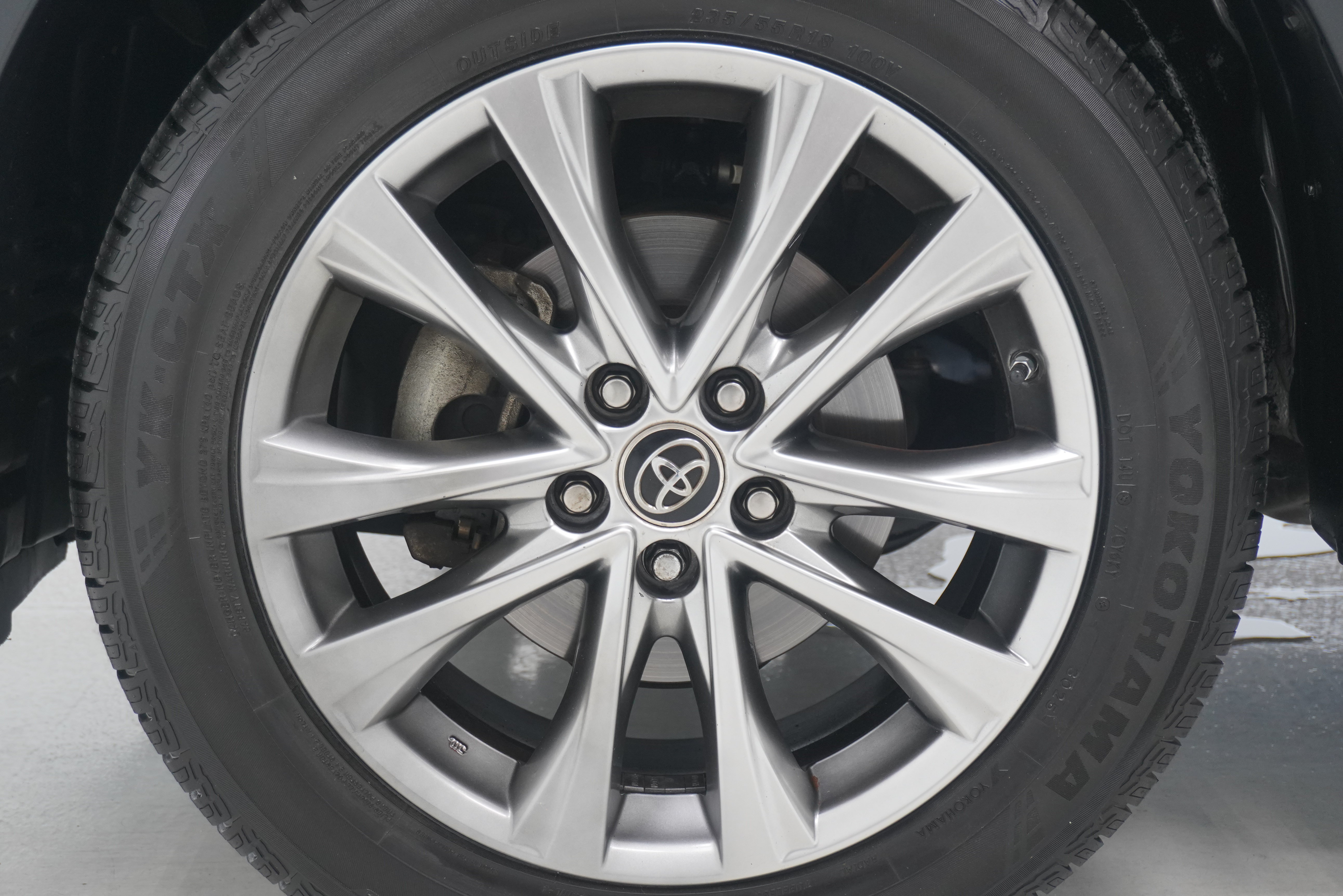 Used 2016 Toyota RAV4 Limited FWD image 25
