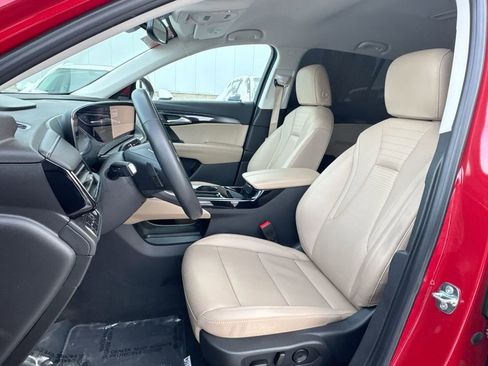 Certified 2025 Buick Envision Preferred image 19