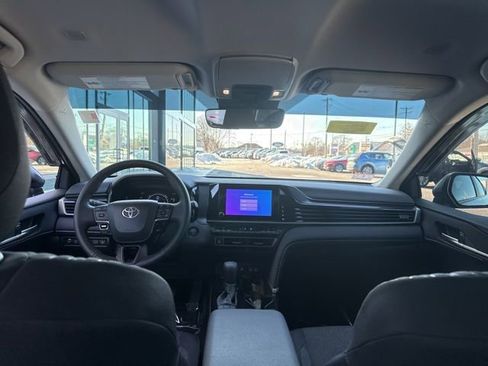 Used 2026 Toyota Camry LE w/ Convenience Package image 12