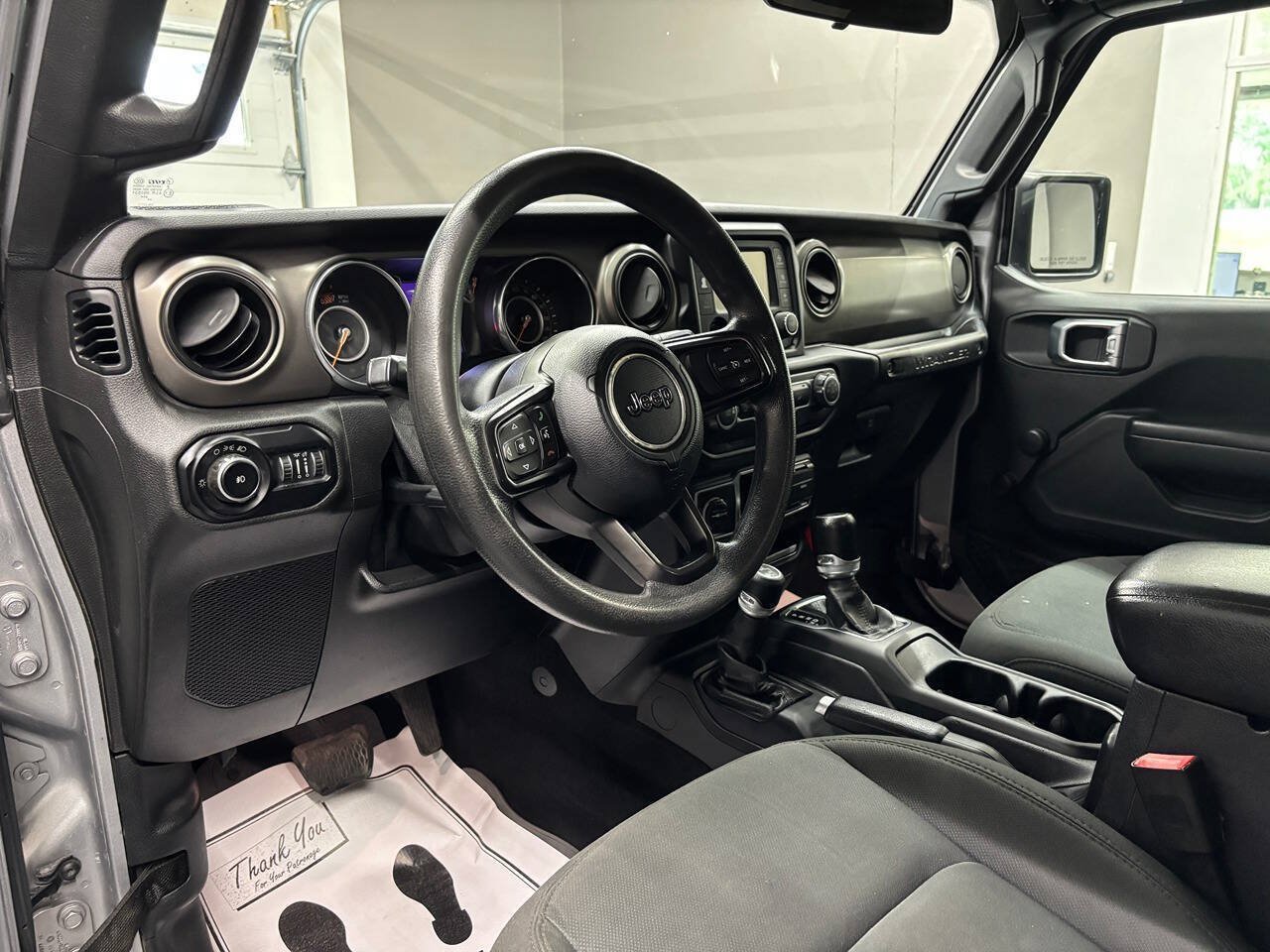 Used 2018 Jeep Wrangler Sport AWD/4WD image 14