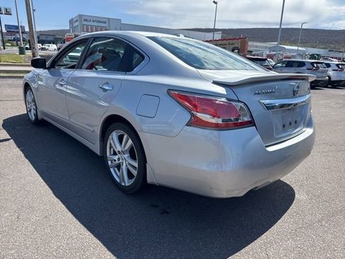 Used 2015 Nissan Altima 3.5 SL FWD image 7
