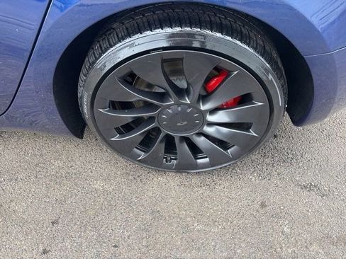 Used 2023 Tesla Model 3 Performance image 41