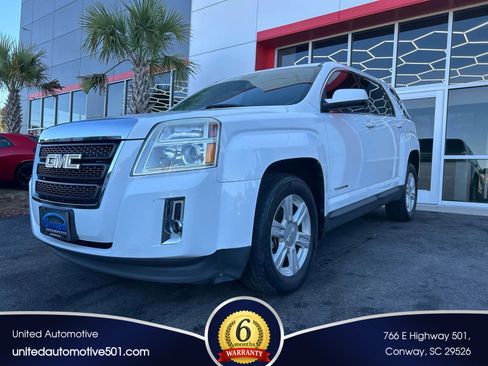 Used 2015 GMC Terrain SLE image 1