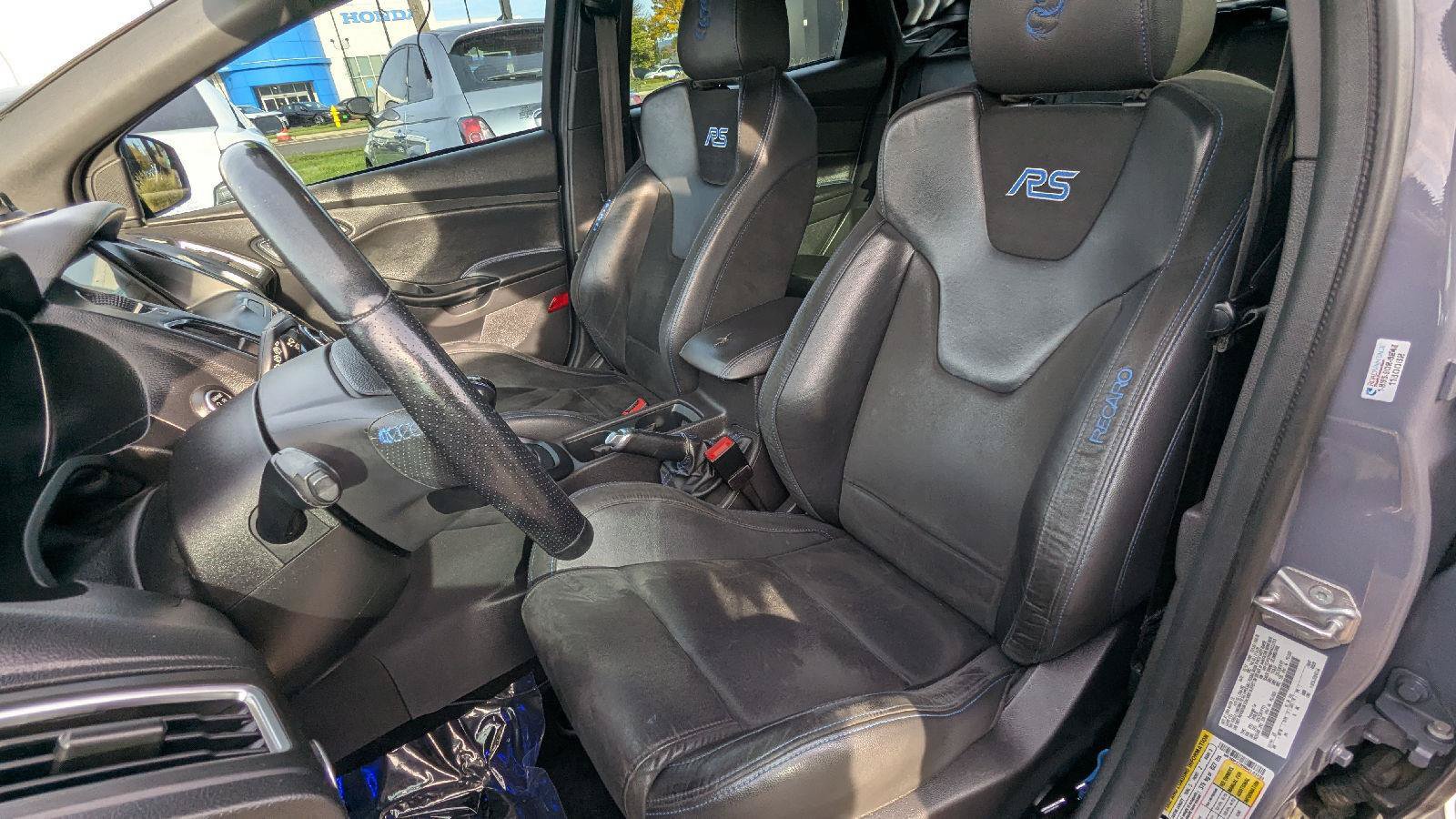 Used 2017 Ford Focus RS AWD/4WD image 16