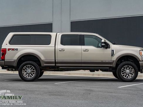 Used 2018 Ford F250 King Ranch w/ King Ranch Ultimate Package image 12