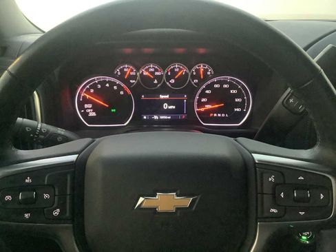 Used 2021 Chevrolet Silverado 1500 LT image 16