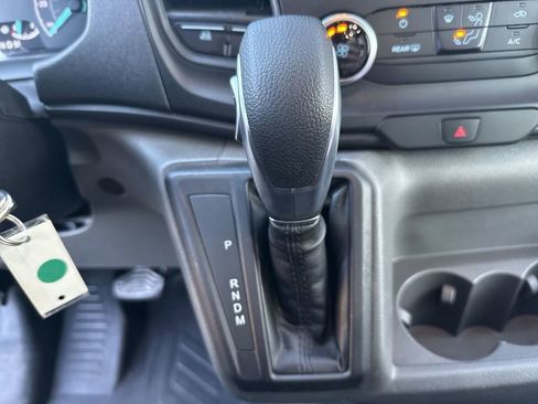 Used 2023 Ford Transit 250 Low Roof AWD w/ Exterior Upgrade Package image 19