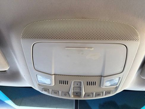 Used 2017 Ford Edge Titanium w/ Equipment Group 301A FWD image 14