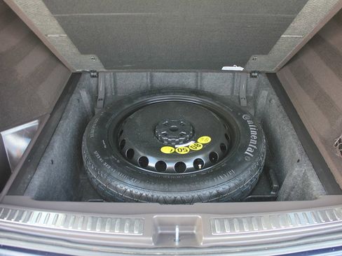 Used 2018 Mercedes-Benz GLE 350 4MATIC image 48