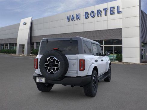 New 2026 Ford Bronco Outer Banks AWD/4WD image 8