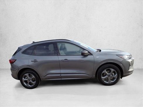 Used 2024 Ford Escape ST-Line image 5
