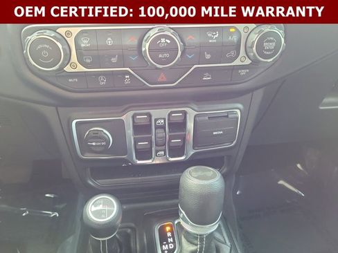 Used 2023 Jeep Wrangler Unlimited Sahara w/ Cold Weather Group AWD/4WD image 33
