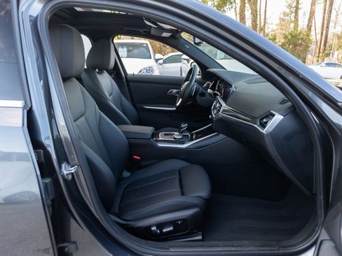 Used 2020 BMW 330i Sedan image 18