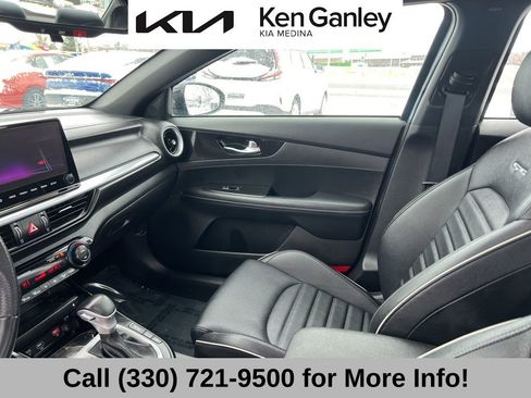 Certified 2023 Kia Forte GT-Line w/ GT-Line Premium Package image 42