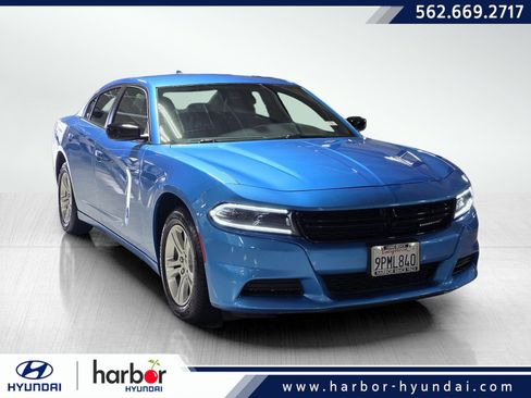 Used 2023 Dodge Charger SXT image 1