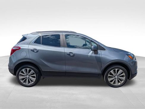 Used 2020 Buick Encore Preferred AWD/4WD image 8