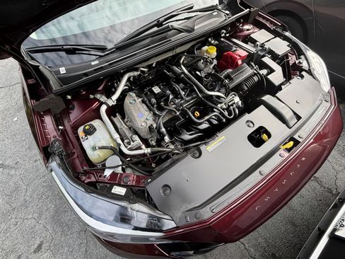 Used 2025 Nissan Sentra SV FWD image 27