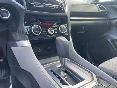 Used 2024 Subaru Forester Premium image 24