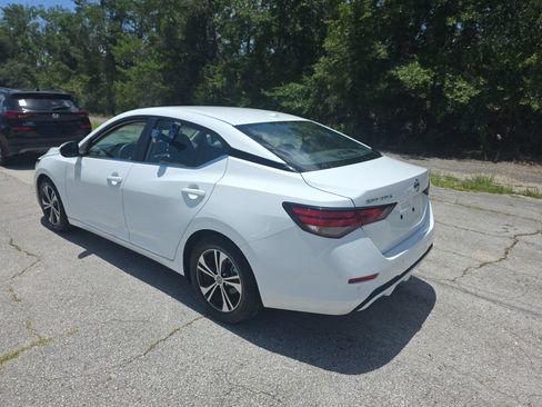 Used 2023 Nissan Sentra SV FWD image 8