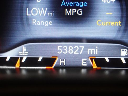 Used 2019 Jeep Cherokee Limited image 6