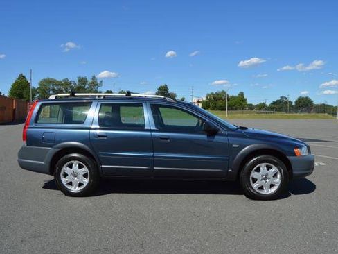 Used 2005 Volvo XC70 AWD/4WD image 59