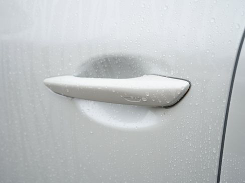 Certified 2025 MAZDA CX-50 2.5 Hybrid w/ Weather Package image 12