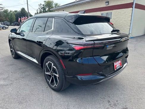 Used 2024 Chevrolet Equinox EV LT image 16