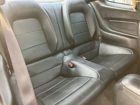 Used 2016 Ford Mustang GT Premium image 32