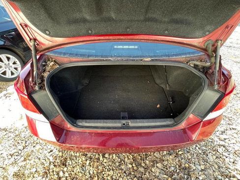 Used 2010 Subaru Legacy 2.5i Premium image 25