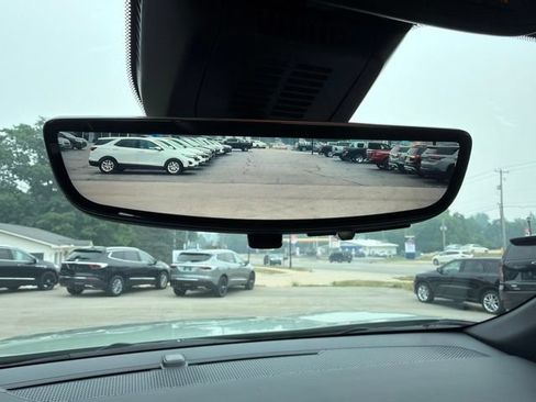 Used 2025 Chevrolet Equinox LT w/ Safety and Technology Package FWD image 33