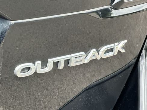 Used 2022 Subaru Outback Premium AWD/4WD image 27