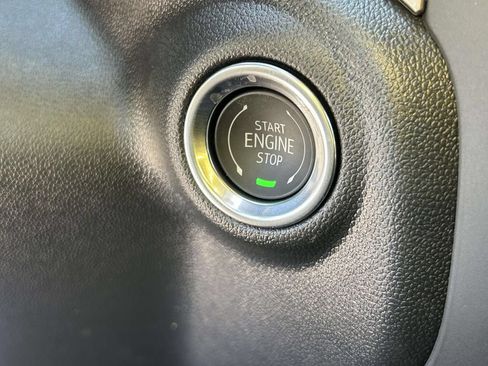 New 2026 Chevrolet Silverado 1500 Custom w/ LPO, Dark Essentials Package AWD/4WD image 23