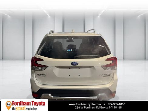 Used 2023 Subaru Forester Touring image 6